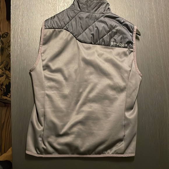 Sleeveless vest, almost new - Picture 2 of 6